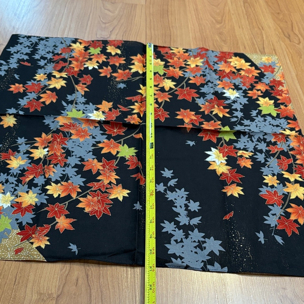 Floral Patterned Scarf/handkerchief with Autumn Leaves - Picture 5 of 7